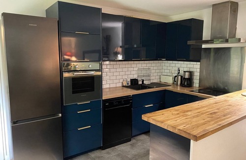 Saint-Fargeau Apartment | 3 Bedroom Apartment in Paris