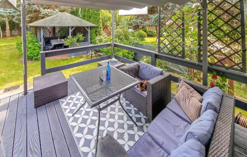 Nowe Warpno House | 3 Bedroom Awesome Home In Nowe Warpno