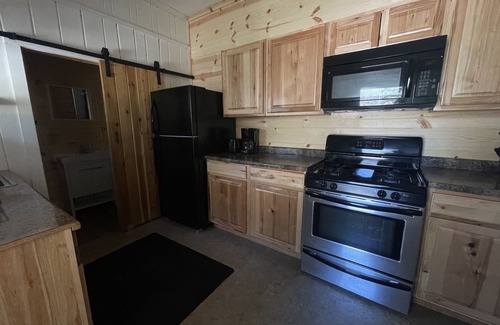 Au Train Cabin | 3 bedroom cabin on the lake with indoor fireplace. Pet friendly.