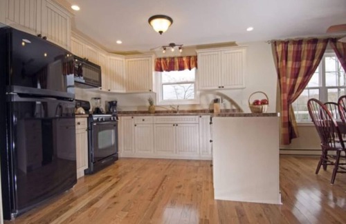 Lake of Bays Cabin | 3 Bedroom Cottage on Lake of Bays