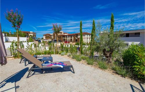 Zidarici Apartment | 3 Bedroom Cozy Apartment In Malinska