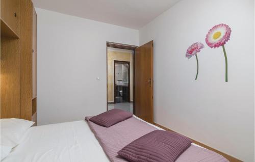 Ravni Apartment | 3 Bedroom Cozy Apartment In Labin