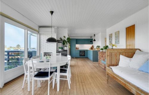 Faarevejle House | 3 Bedroom Cozy Home In Fårevejle