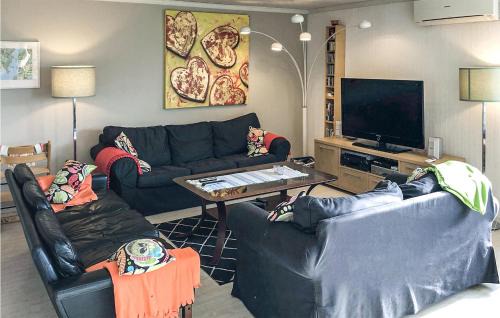 Svanesund House | 3 Bedroom Cozy Home In Svanesund