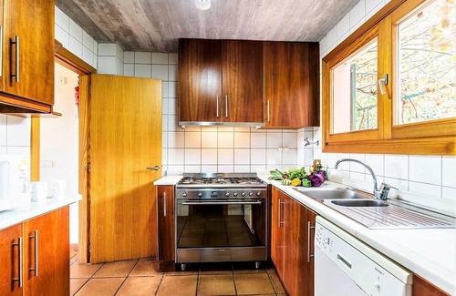 Les Palmeres Villa | 3-Bedroom Family Villa, A/C, Private Pool, Mountain Views - Walking Distance to Port de Pollenca!