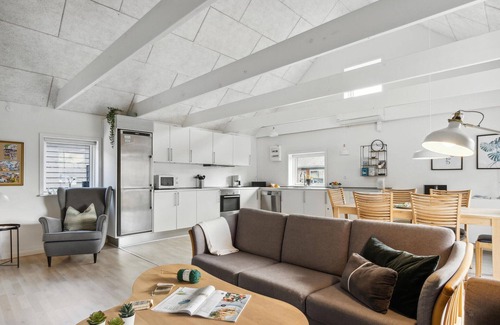 Asaa House | 3 bedroom gorgeous home in Asaa