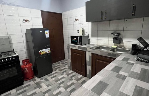 Abomey-Calavi House | 3-Bedroom Holiday Home - La Casa Cotonou