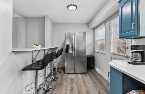 Kansas City Apartment | 3 Bedroom Home! Walking Distance to Stadiums!