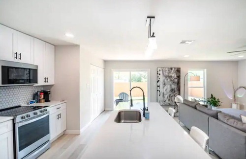 Allen House | 3-bedroom house in Allen with Garage
