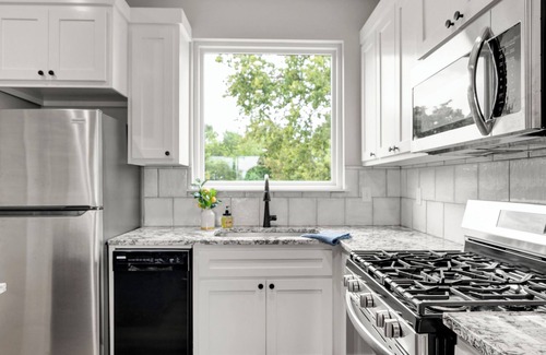 Tulsa House | 3-bedroom house in charming Tulsa with AC