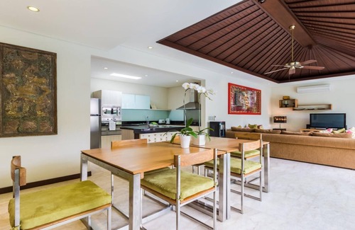 Sanur Villa | 3-Bedroom Kejora 8, Single-Story Beachfront Villa