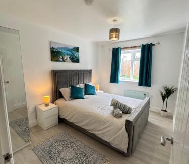 Cribbs Causeway House | 3 bedroom luxury bungalow