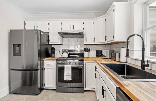 Charlotte House | 3-Bedroom Private Home with Game Room, Fully Fenced, Near Lake Ontario Shoreline