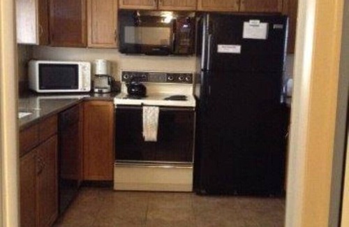North Creek House | 3 bedroom suitable for 3 couples