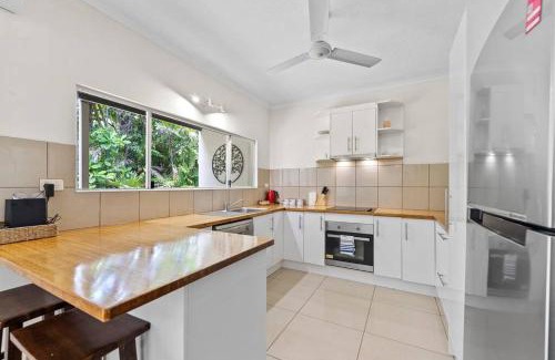 Port Douglas Apartment | 3 bedroom Villa Reef Resort, Lagoon Pool, Bar 158R