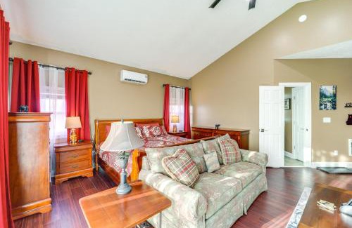 Beech Mountain Apartment | 3 Mi Beech Mtn Resort Cozy Studio with Deck and View!