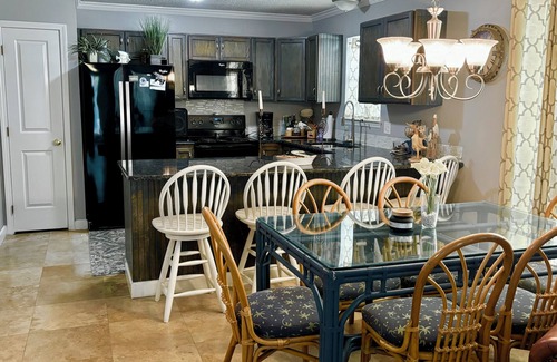 Santa Rosa Beach House | 3 or 6 month leasenBlue Mountain Beachn4 minute walk to Gulf