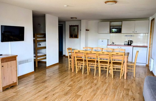 Chamrousse Apartment | 3-room apartment 8/10 people Near Pistes