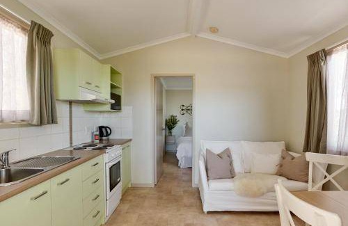 Tenterfield Cabin | 30 m² Lodge ∙ 2 bedrooms ∙ 5 guests