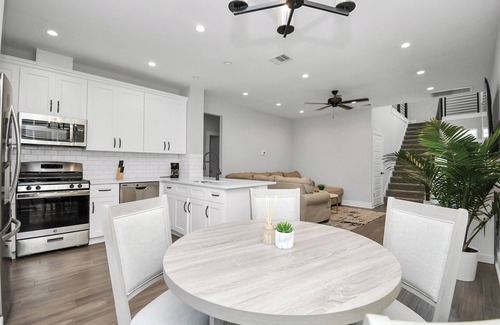 Clodine House | 30% Off! Beautiful 3-Bedroom House – A Must-See!