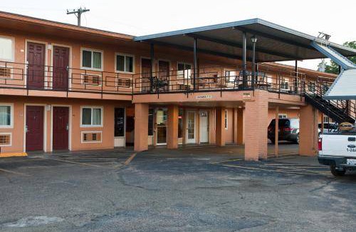 New Boston Hotel | 300 m² Hotel ∙ 3 guests