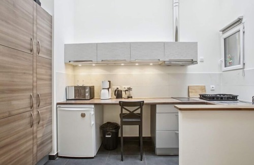 Champs-Elysees Apartment | 304 Suite Boetie - Superb apartment in Paris.