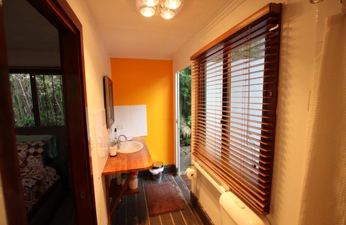 Montville House | 305A - The Artist's Cottage
