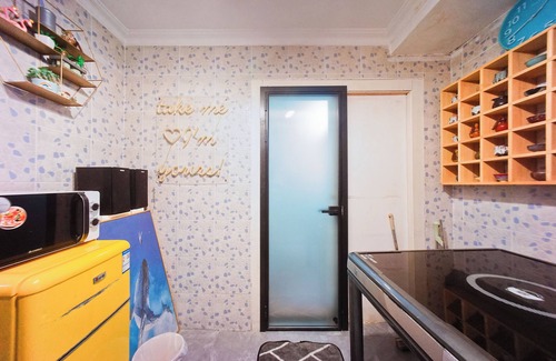 Downtown Shanghai Apartment | 31Mahjong Projection 3bedr Subway Bund