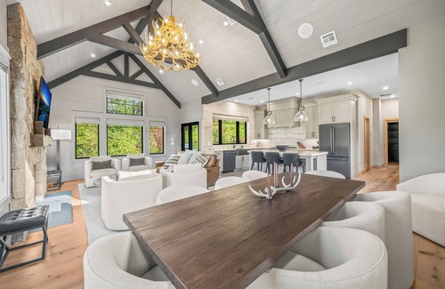 Lincoln House | 330 South Peak - Hot Tub - Timbertown Lift - Pemi River Access - Loon Mtn