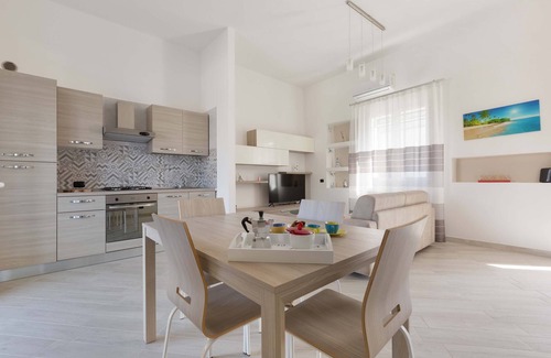 Lecce House | 3332 Villetta Adriatico Blu by BarbarHouse