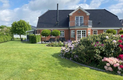 Haderslev Other | 349 m² Accommodation ∙ 5 bedrooms ∙ 12 guests