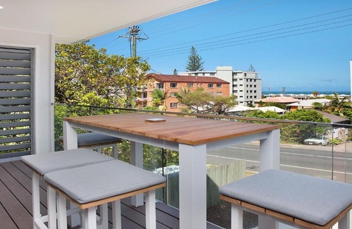 Kings Beach House | 35 Moreton Parade Kings Beach QLD