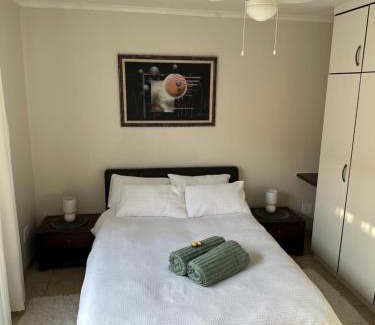 Vineta Apartment | 36 Schwester Frieda Vineta Self Catering Flat