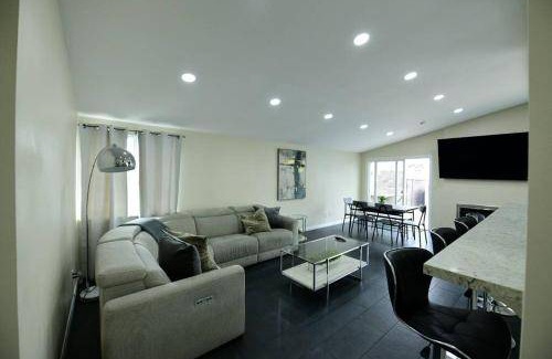 Serra Mesa House | 37 m² House ∙ 4 bedrooms ∙ 10 guests
