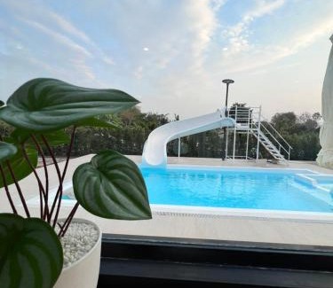 Ban Du Villa | 373 pool villa