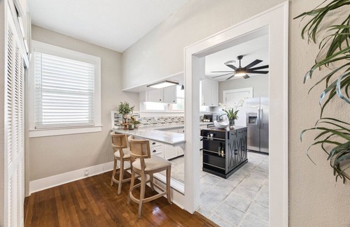 Galveston House | 39th St. Getaway At The Zen Den