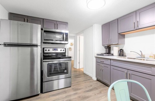 Greenwood House | 3b2b Lower Unit Home @Central Seattle