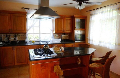 El Batey Villa | 3BD villa with private pool, guest-friendly and walking distance to everything
