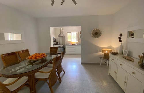 Moravit Villa | 3Bed, 2Bath villa within walking distance to beach, bars, shops and restaurants