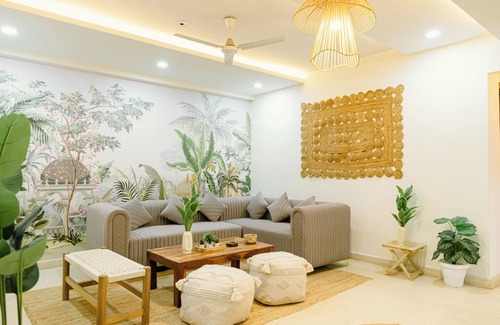 Chhatarpur Apartment | 3BHK Paradise Chattarpur New Front