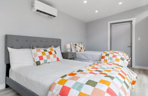 Montopolis House | 3BR Austin Escape Private Cowboy Pool & Casita