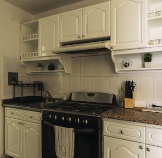 Hipodromo Apartment | 3BR in Condesa w Balcony, Roma Across St
