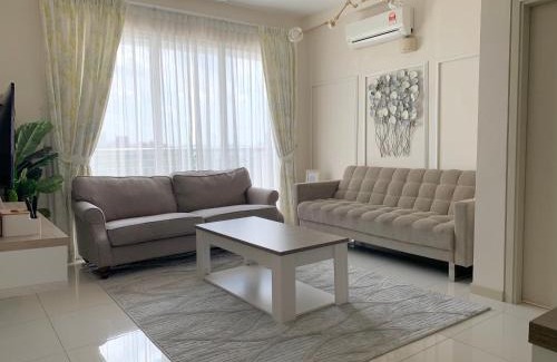 Seksyen 13 Apartment | 3BR Level 18 Aircond Seksyen 13 Near MSU, Stadium Shah Alam
