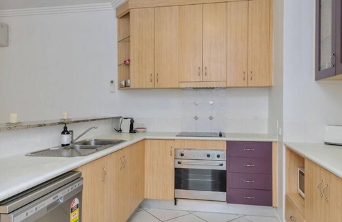 Townsville Apartment | 3BRM Breakwater Apartment, Close to the Strand