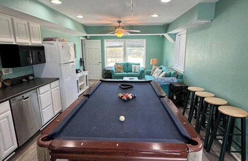 Pine Island House | 3minWalk2Beach*Oceanview*6brm,w/HeatedPool,HotTub