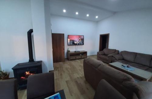 Zeljeznica Apartment | 3rooms,11 people