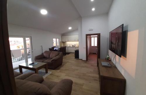Zeljeznica Apartment | 3rooms,11 people