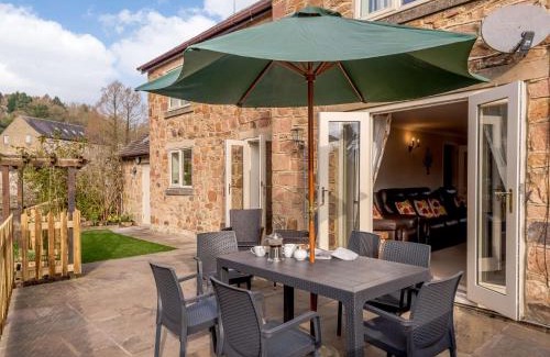 Bakewell House | 4 Bed in Bakewell PK911