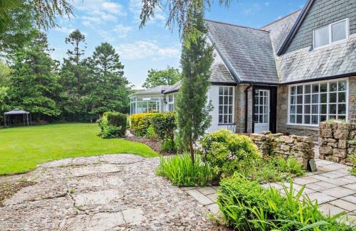Llanddona House | 4 Bed in Beaumaris 94501