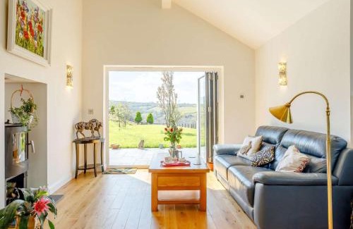 Trentishoe House | 4 Bed in Combe Martin 82500
